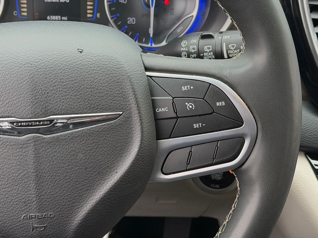 2023 Chrysler Voyager LX / One Owner /