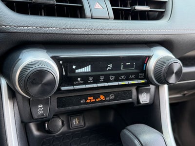 2024 Toyota RAV4 LE / One Owner /