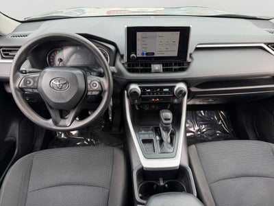 2024 Toyota RAV4 LE / One Owner /