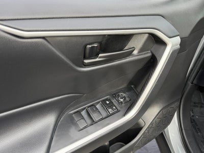 2024 Toyota RAV4 LE / One Owner /