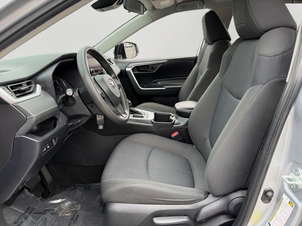 2024 Toyota RAV4 LE / One Owner /