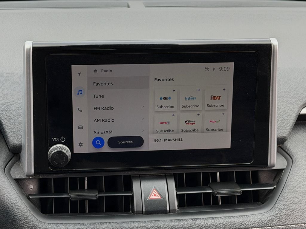 2024 Toyota RAV4 LE / One Owner /