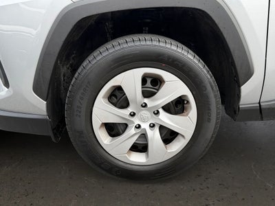 2024 Toyota RAV4 LE / One Owner /