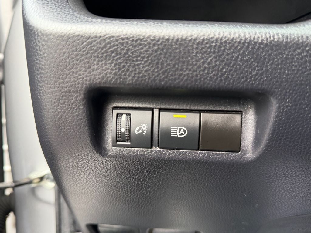 2024 Toyota RAV4 LE / One Owner /