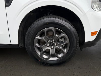 2024 Ford Maverick XLT / One Owner / Tow Package