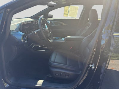 2024 Chevrolet Equinox EV LT
