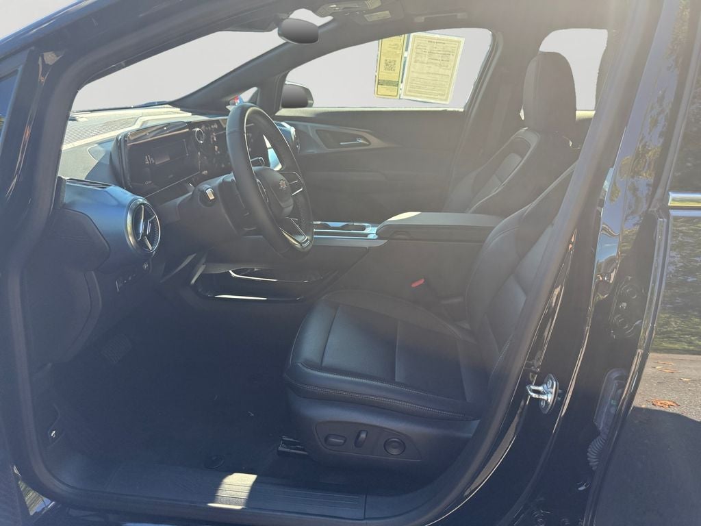 2024 Chevrolet Equinox EV LT