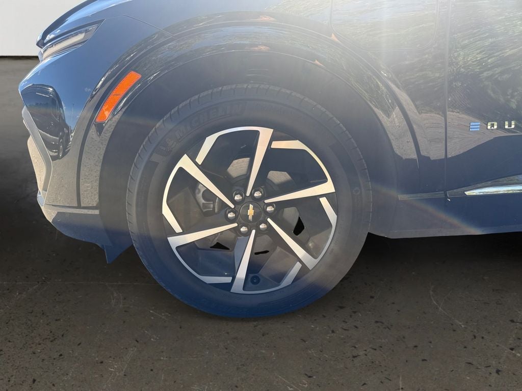 2024 Chevrolet Equinox EV LT