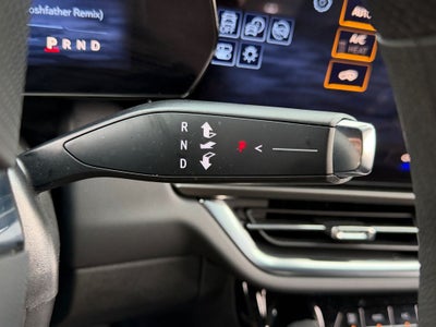 2025 Chevrolet Equinox EV LT / One Owner