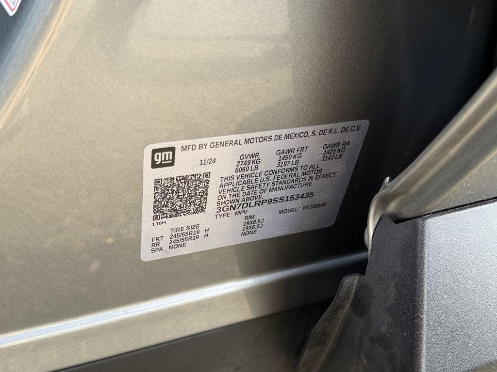 2025 Chevrolet Equinox EV LT / One Owner