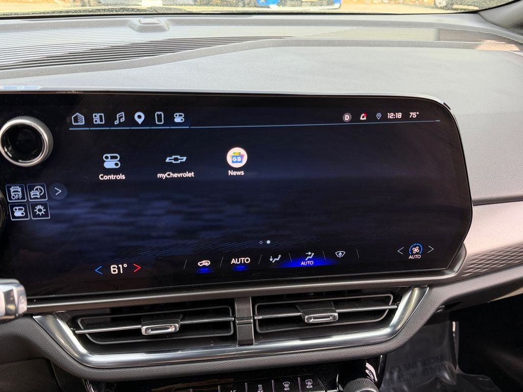 2025 Chevrolet Equinox EV LT / One Owner