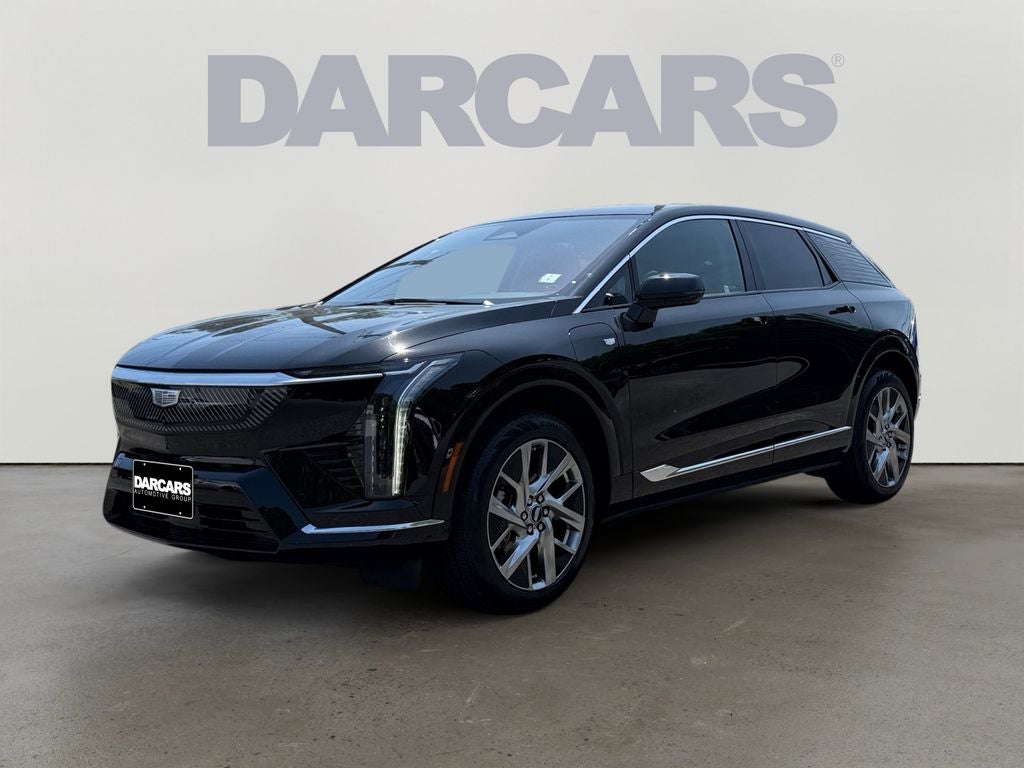 Used 2025 Cadillac OPTIQ Luxury 2 with VIN 3GYK3DMR0SS135484 for sale in College Park, MD