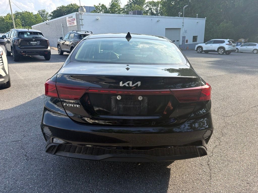 2023 Kia Forte LXS / One Owner / Tech Pkg