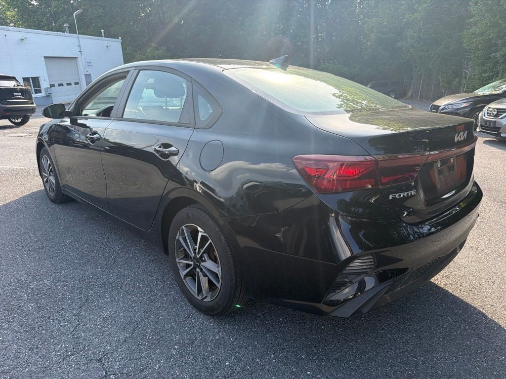 2023 Kia Forte LXS / One Owner / Tech Pkg