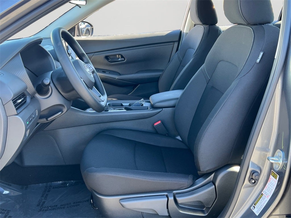 2025 Nissan Sentra S / One Owner / Splash Guards / Carpeted Floormats