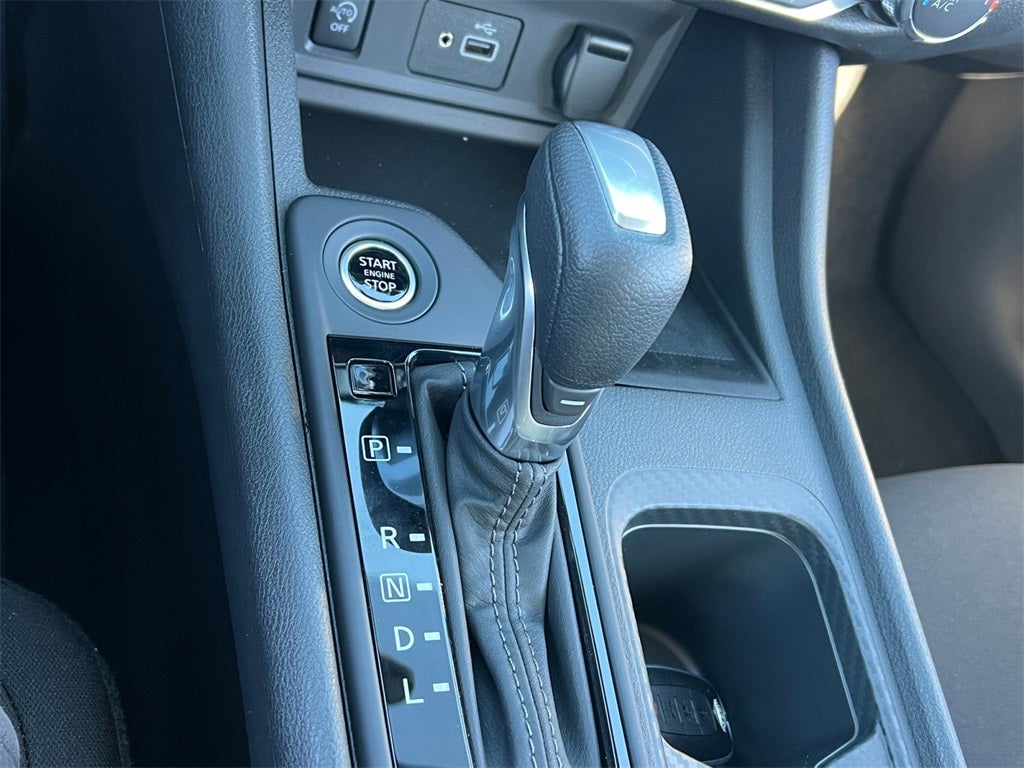 2025 Nissan Sentra S / One Owner / Splash Guards / Carpeted Floormats