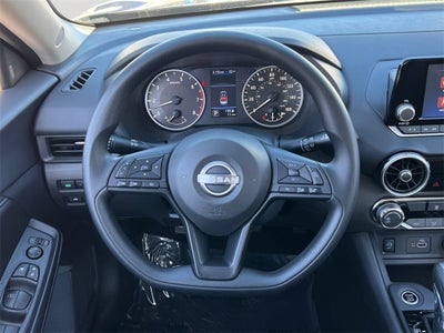 2025 Nissan Sentra S / One Owner / Carpeted Floormats