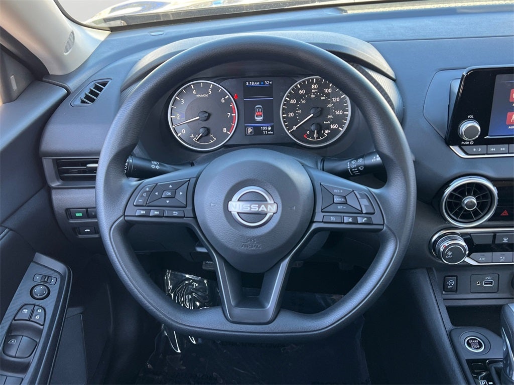 2025 Nissan Sentra S / One Owner / Carpeted Floormats