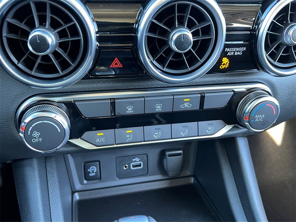 2025 Nissan Sentra S / One Owner / Carpeted Floormats