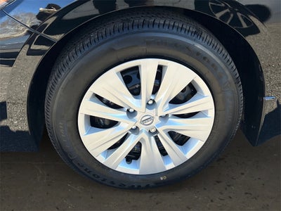 2025 Nissan Sentra S / One Owner / Carpeted Floormats