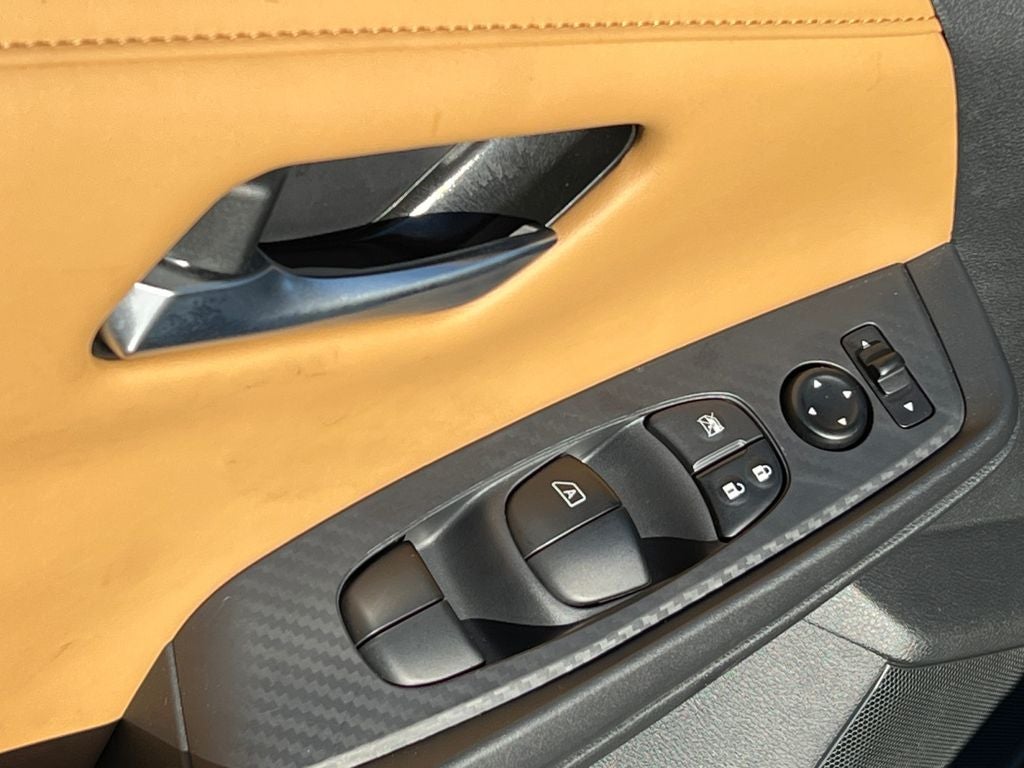 2024 Nissan Sentra SV Premium Package / All Weather Package / Low Miles