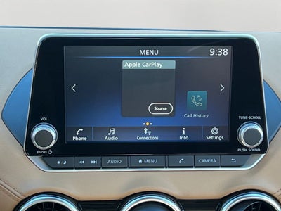 2024 Nissan Sentra SV Premium Package / All Weather Package / Low Miles