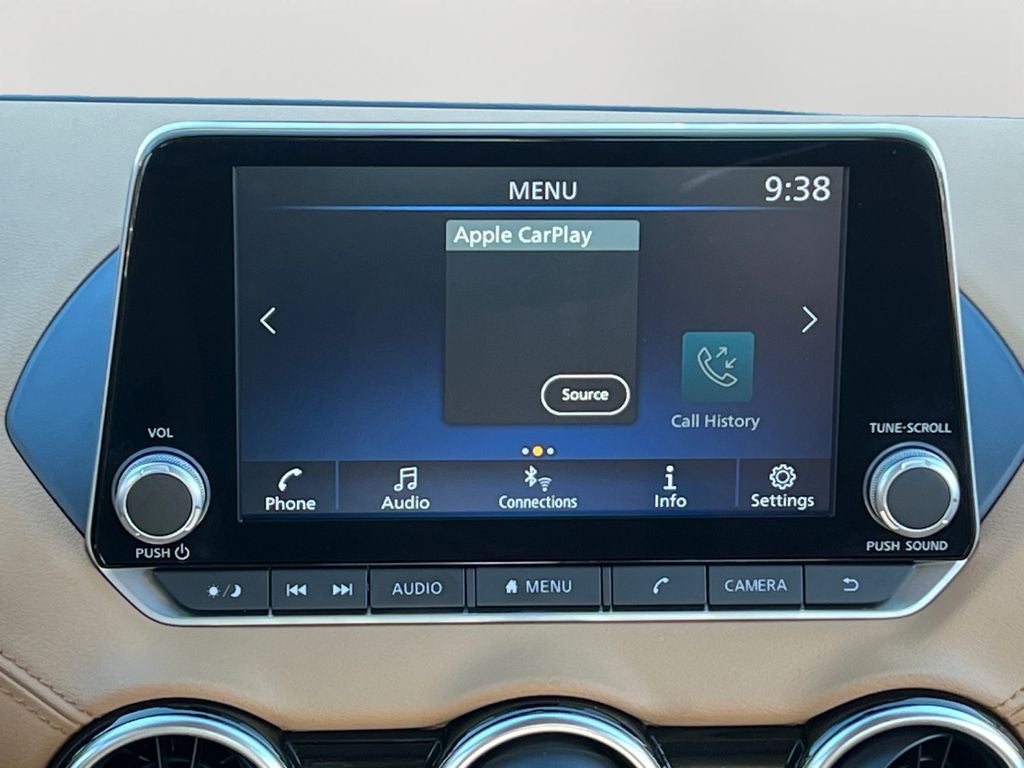 2024 Nissan Sentra SV Premium Package / All Weather Package / Low Miles