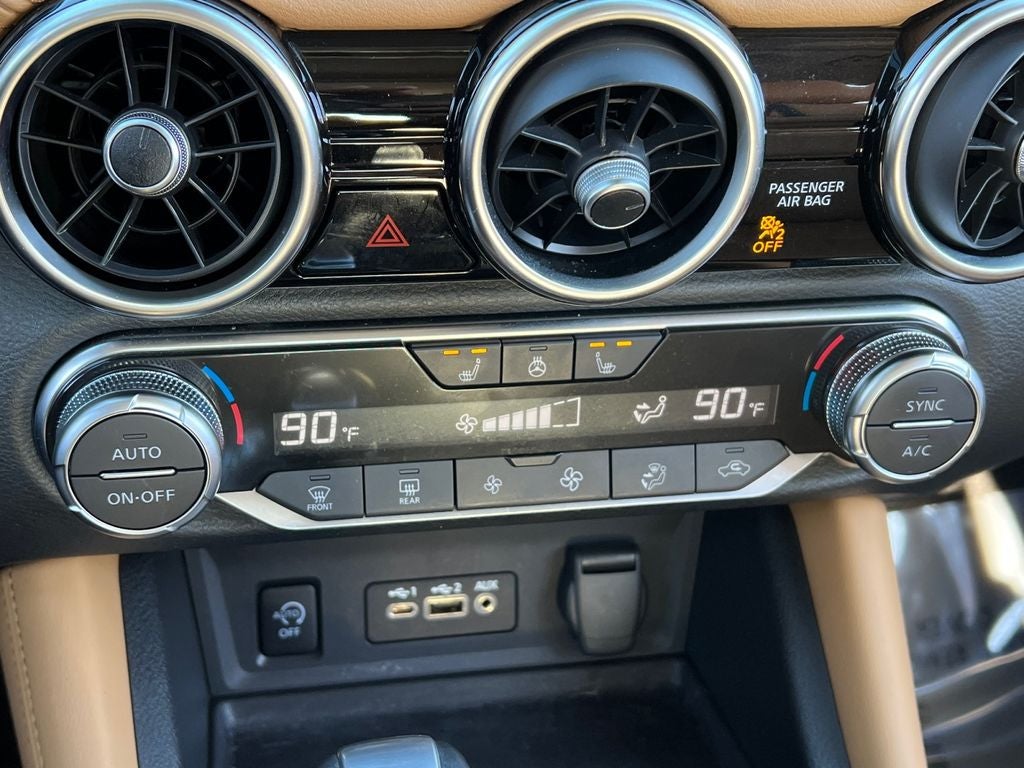 2024 Nissan Sentra SV Premium Package / All Weather Package / Low Miles