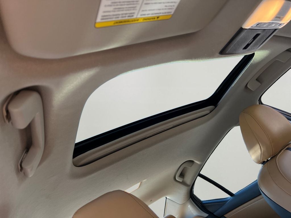 2024 Nissan Sentra SV Premium Package / All Weather Package / Low Miles