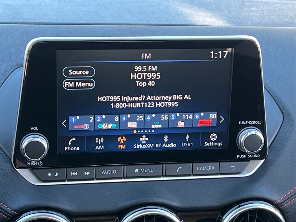 2025 Nissan Sentra SR / One Owner / Carpeted Floormats