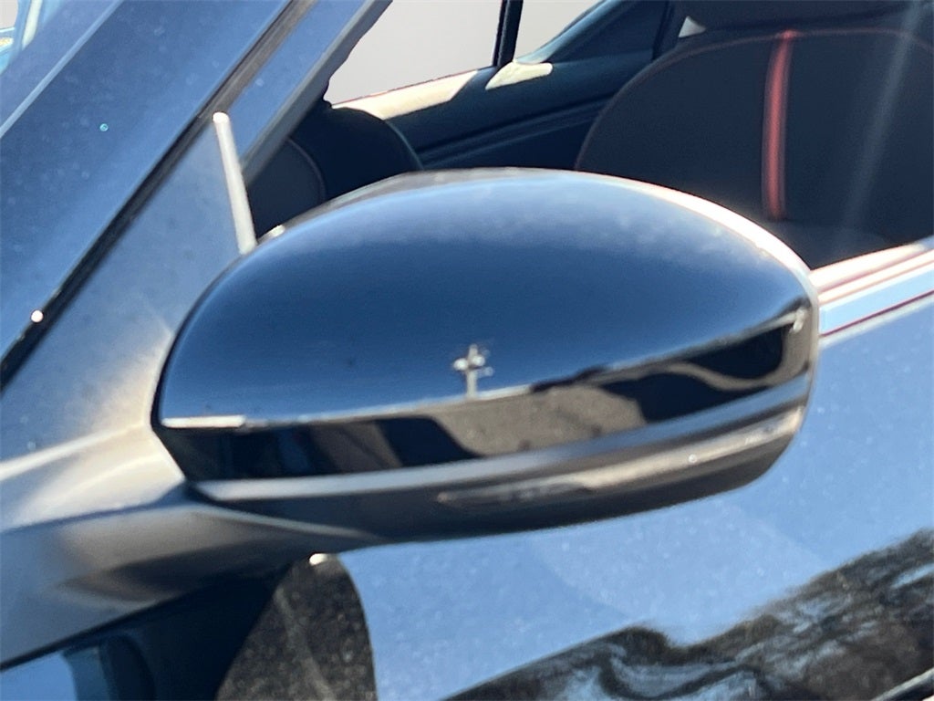 2025 Nissan Sentra SR / One Owner / Carpeted Floormats