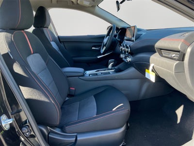 2025 Nissan Sentra SR / One Owner / Carpeted Floormats