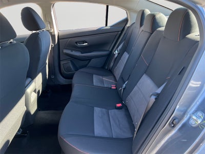 2025 Nissan Sentra SR / One Owner / Carpeted Floormats