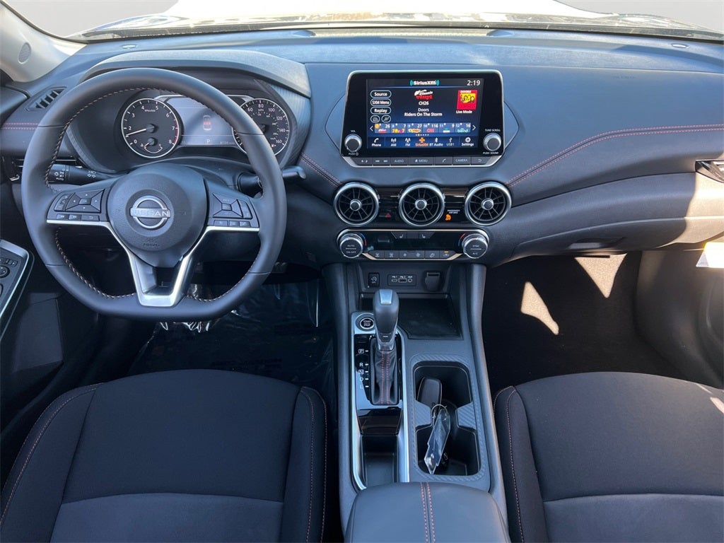 2025 Nissan Sentra SR / One Owner / Carpeted Floormats