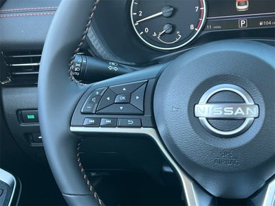 2025 Nissan Sentra SR / One Owner / Carpeted Floormats