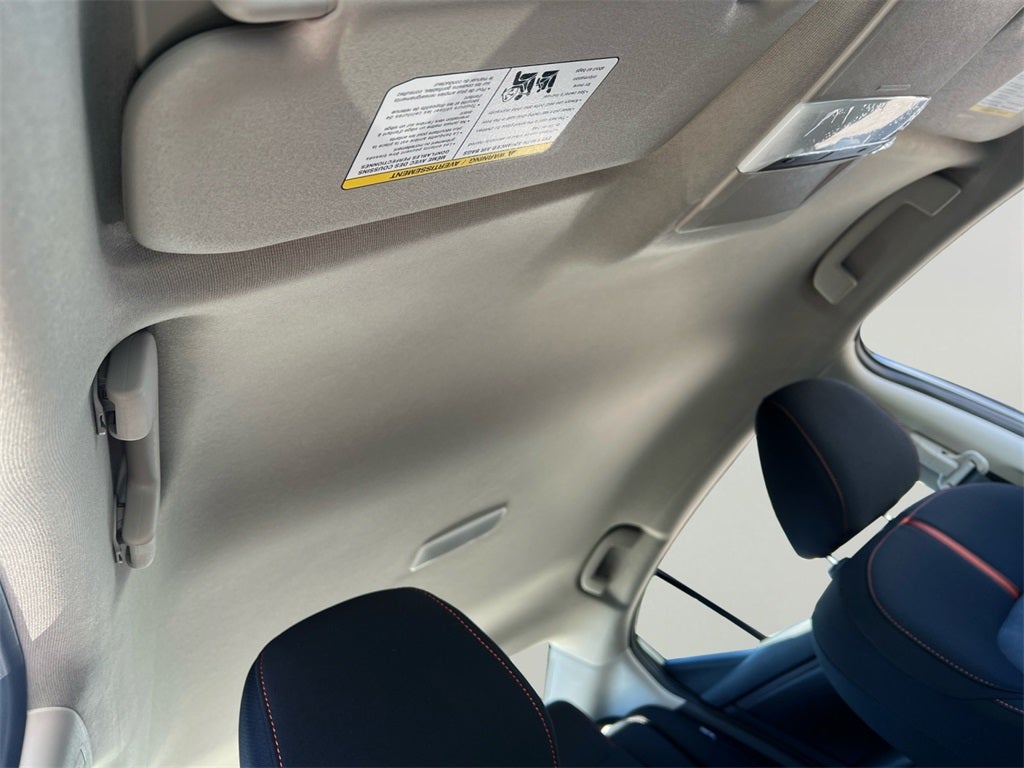 2025 Nissan Sentra SR / One Owner / Carpeted Floormats