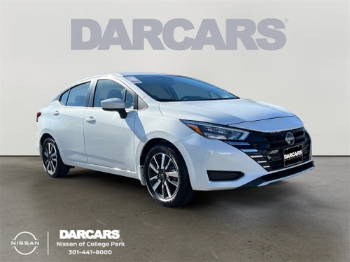 2025 Nissan Versa 1.6 SV One Owner / Splash Guards