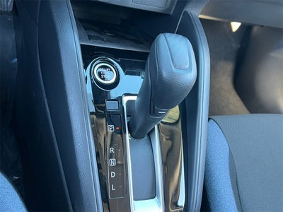 2025 Nissan Versa 1.6 SV One Owner / Splash Guards