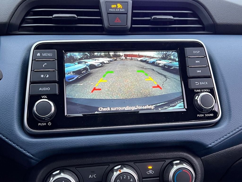 2025 Nissan Versa 1.6 SV