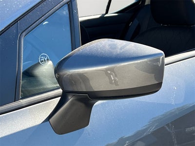 2025 Nissan Versa 1.6 SV / One Owner / Splash Guards