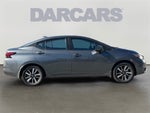 2025 Nissan Versa 1.6 SV / One Owner / Splash Guards
