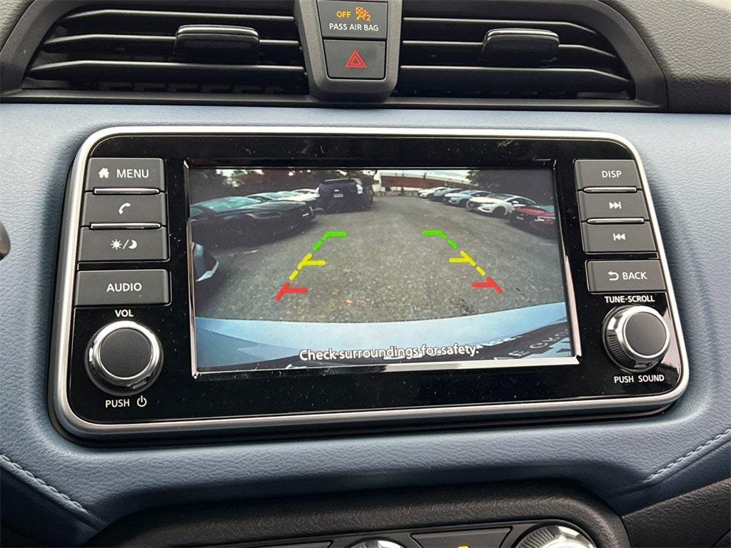 2025 Nissan Versa 1.6 SV