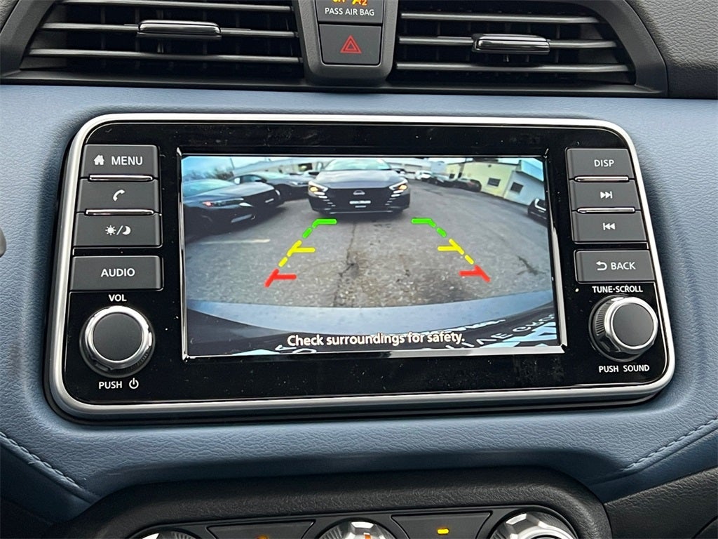 2025 Nissan Versa 1.6 SV