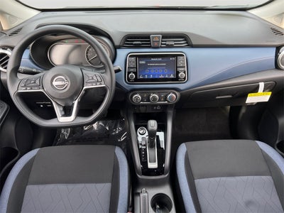 2025 Nissan Versa 1.6 SV One Owner / Splash Guards