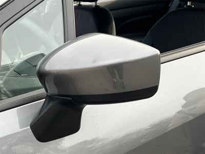 2025 Nissan Versa 1.6 SV One Owner / Splash Guards