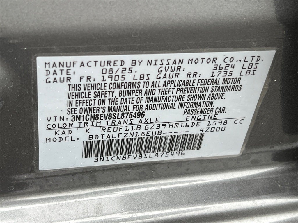 2025 Nissan Versa 1.6 SV One Owner / Splash Guards