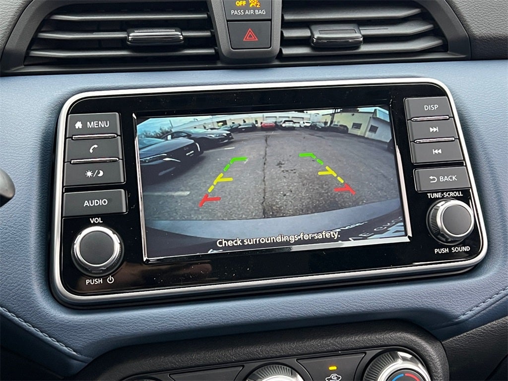 2025 Nissan Versa 1.6 SV