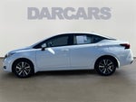 2025 Nissan Versa 1.6 SV / One Owner / Splash Guards