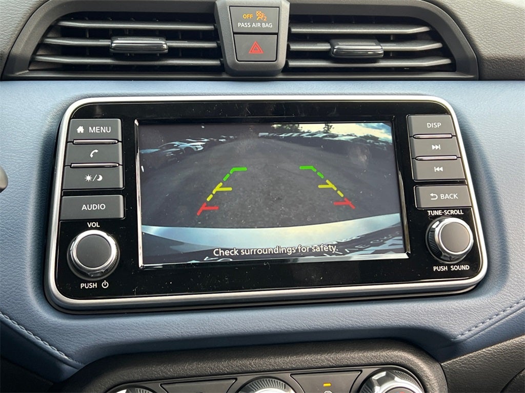 2025 Nissan Versa 1.6 SV