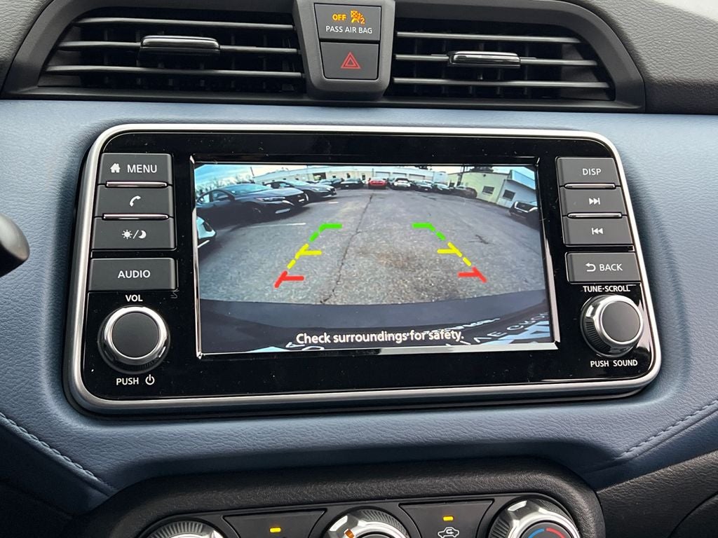 2025 Nissan Versa 1.6 SV